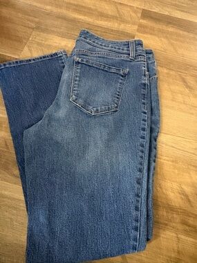 Bandolino light blue denim jeans